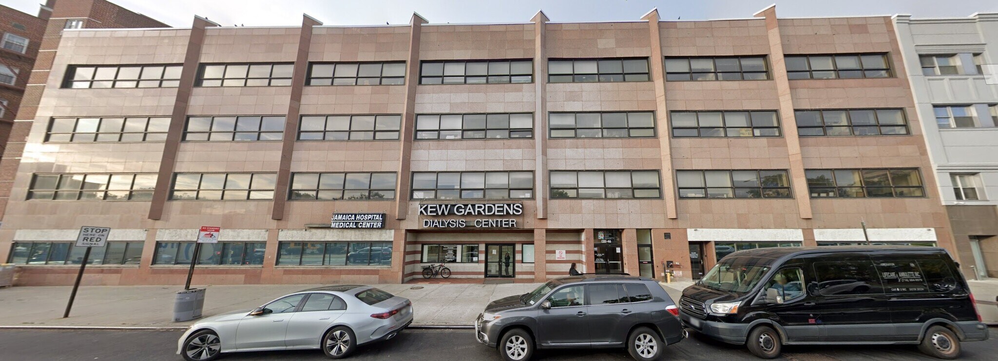 120-46 Queens Blvd, Kew Gardens, NY for lease Building Photo- Image 1 of 2