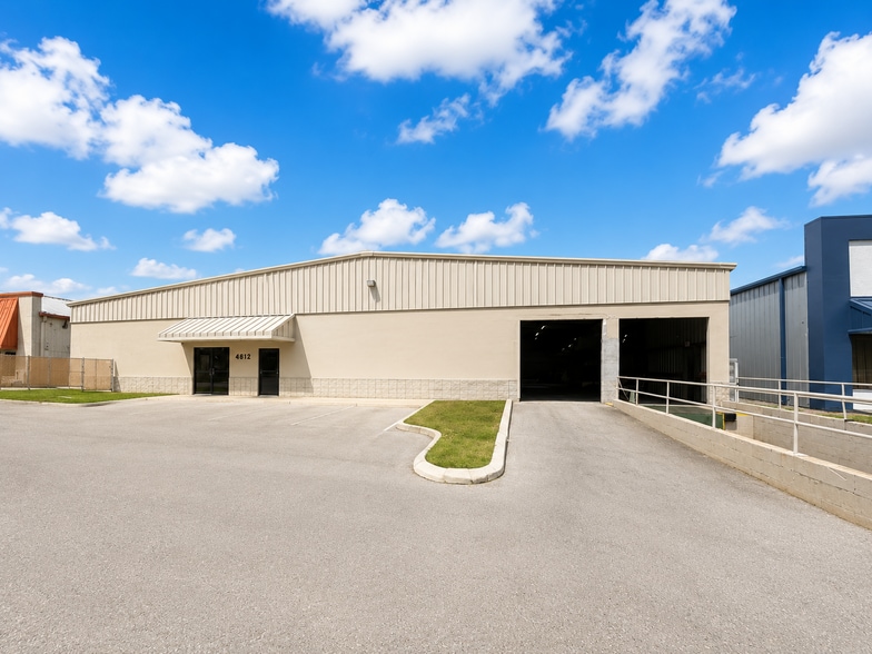 4612 107th Cir N, Clearwater, FL for lease - Building Photo - Image 3 of 14