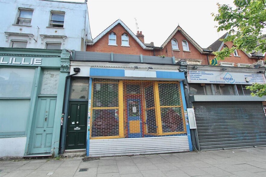 8 Cazenove Rd, Londres à louer - Photo du bâtiment - Image 2 de 19