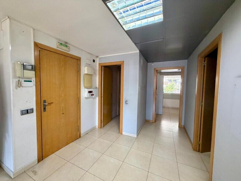 Immeuble residentiel dans Montcada i Reixac, Barcelona à vendre - Photo intérieure - Image 2 de 2