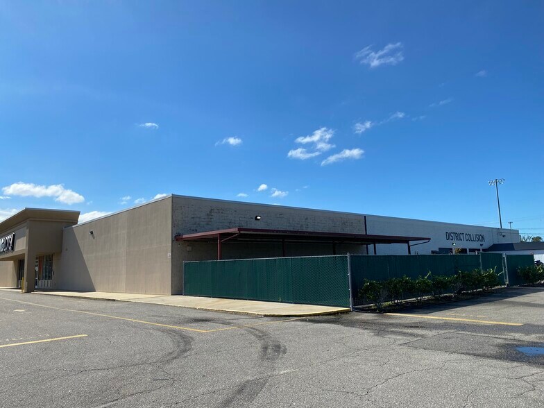 1641 Highway 501 E, Conway, SC à louer - Photo du bâtiment - Image 3 de 6