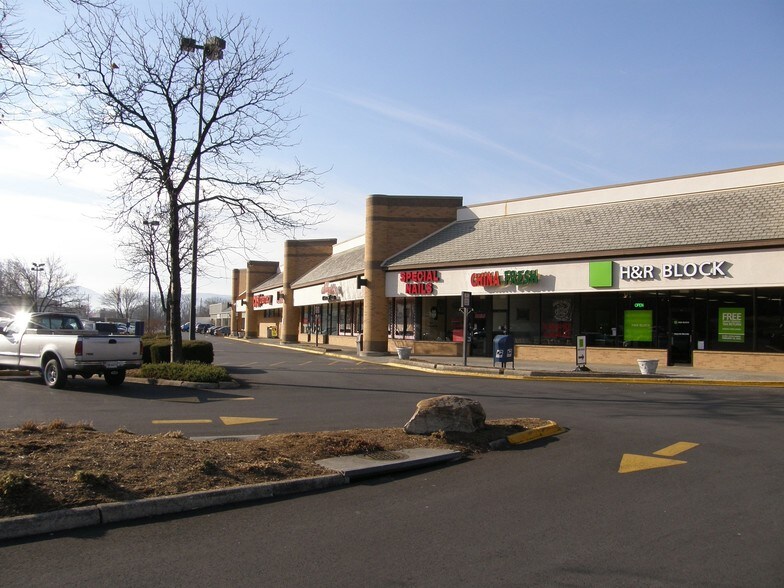 141-161 Electric Rd, Salem, VA à louer - Photo du bâtiment - Image 2 de 4