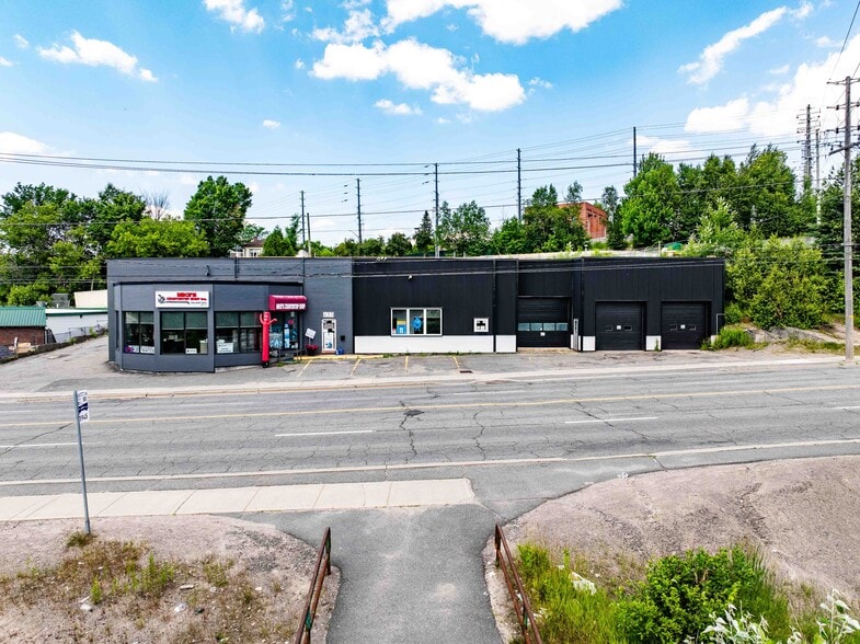 633 Lorne St, Sudbury, ON for lease - Building Photo - Image 2 of 10