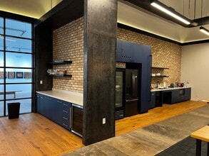 1502 Sawyer St, Houston, TX for lease Interior Photo- Image 2 of 10