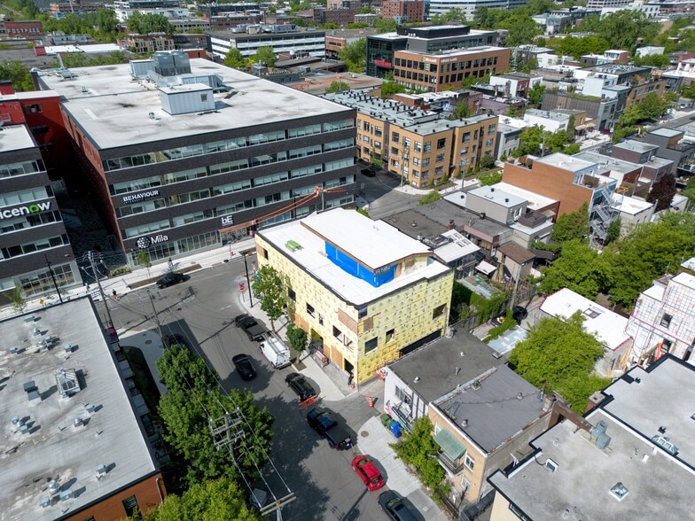 95 Rue Saint-Zotique O, Montréal, QC for lease - Aerial - Image 2 of 3
