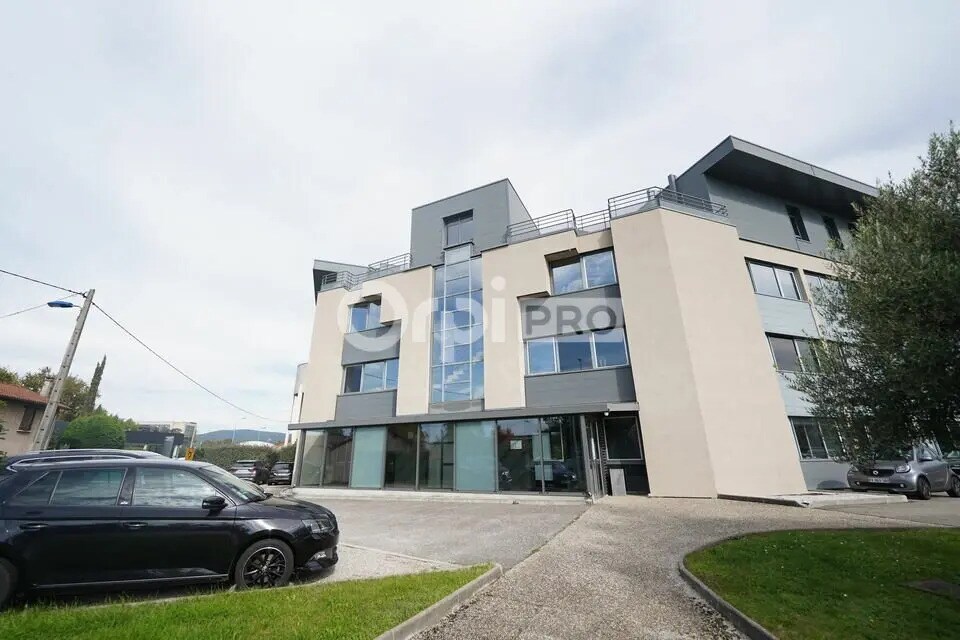 Bureau dans Écully à louer Photo du bâtiment- Image 1 de 22