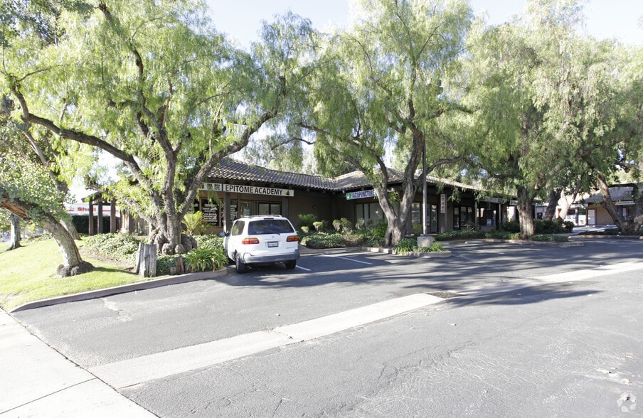 3207 S Brea Canyon Rd, Diamond Bar, CA for sale - Primary Photo - Image 1 of 3