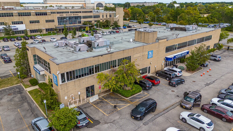 1000 Stewart Ave, Garden City, NY for sale - Building Photo - Image 3 of 18