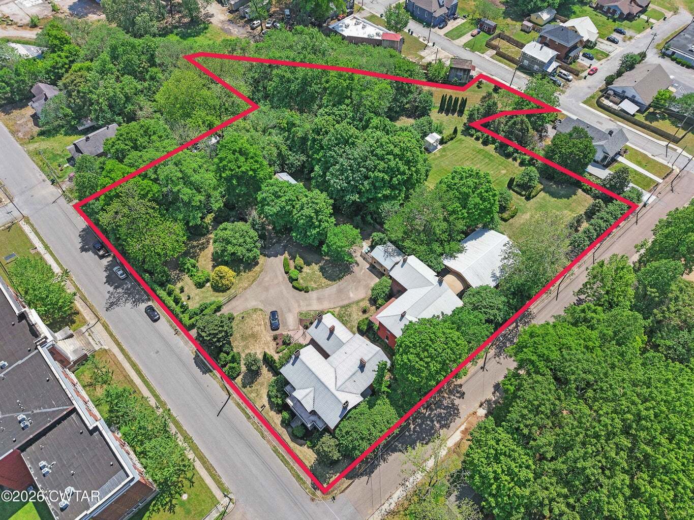 428 N Cumberland St, Jackson, TN for sale Primary Photo- Image 1 of 58