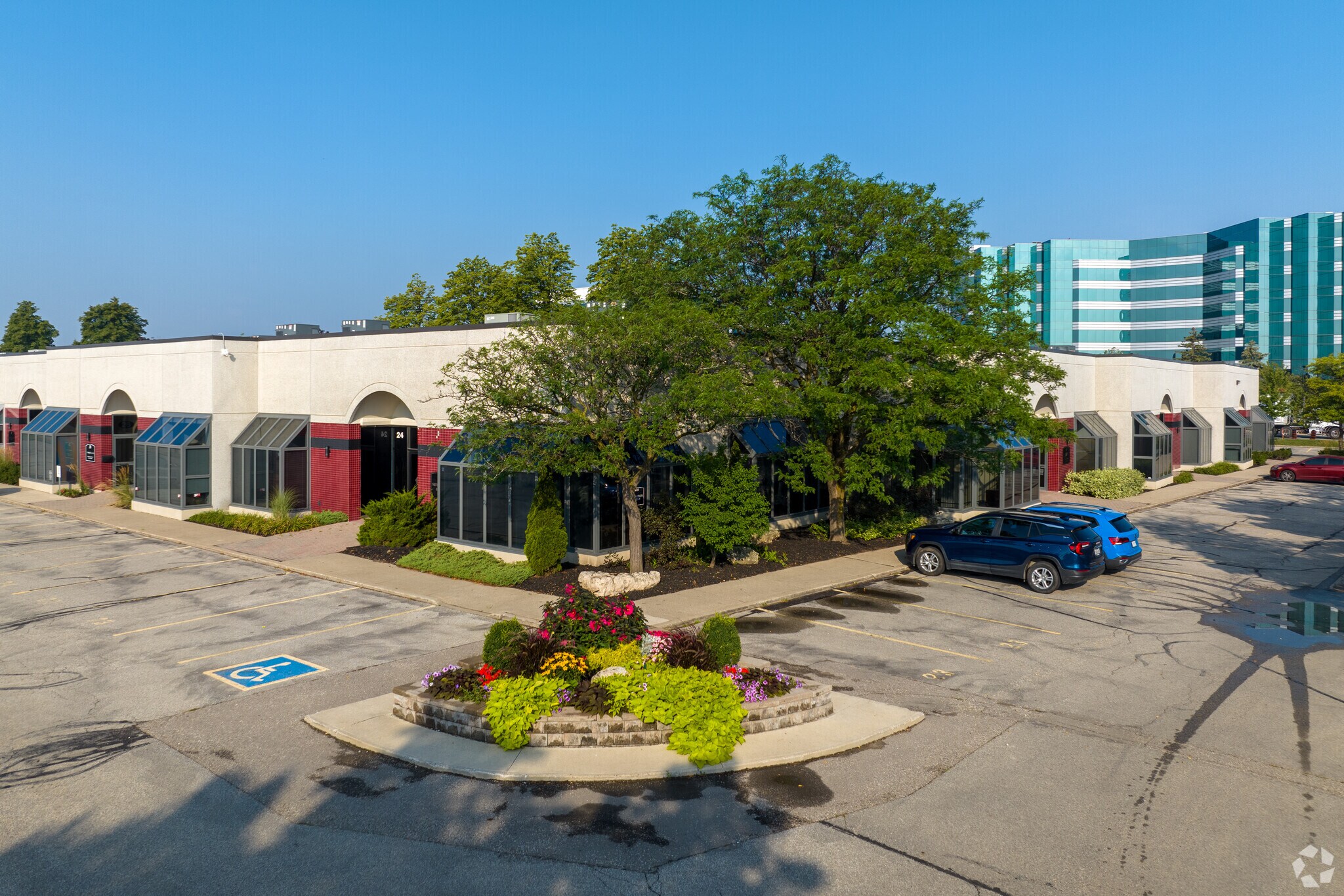 5160 Explorer Dr, Mississauga, ON for lease Primary Photo- Image 1 of 4