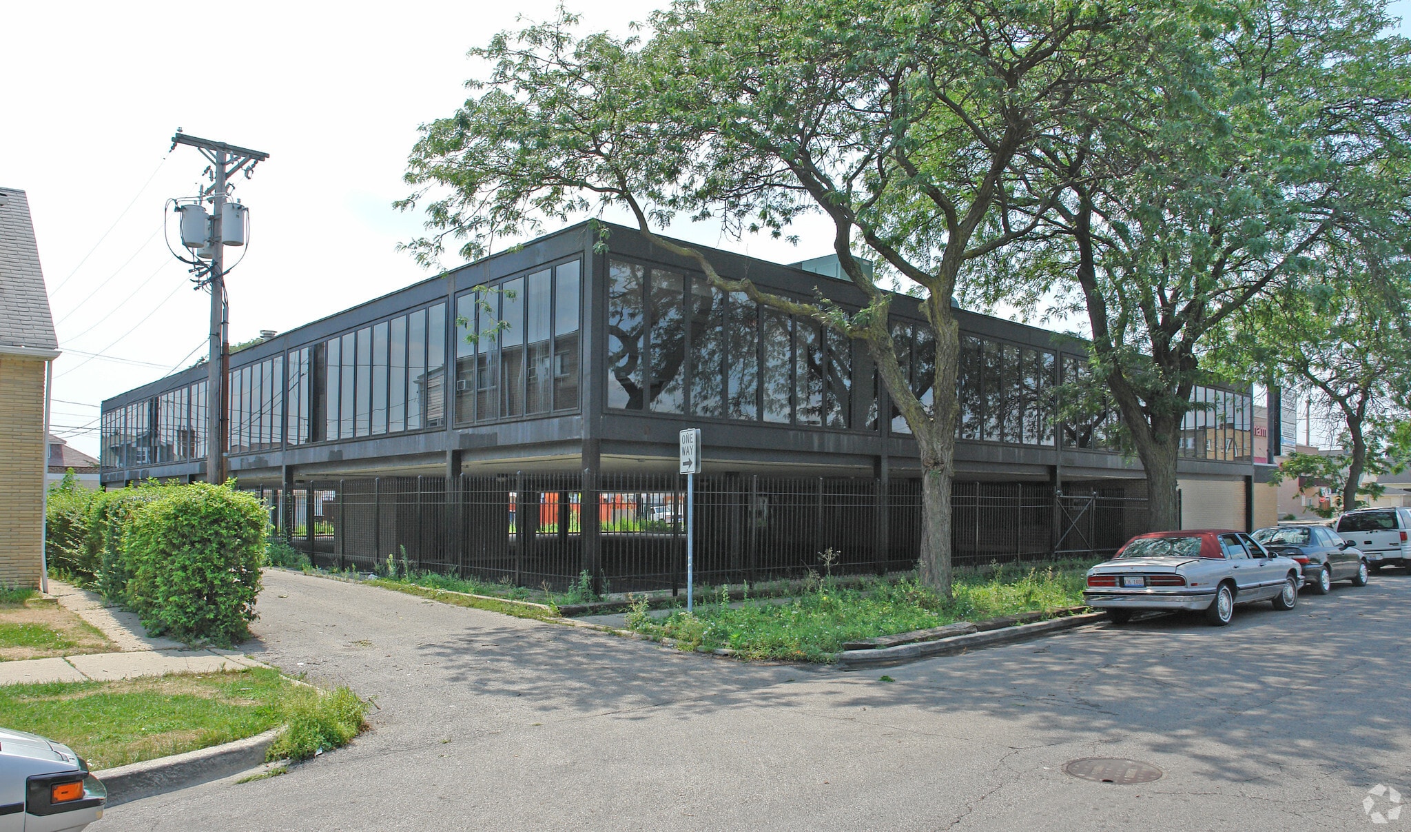 2715 N Central Ave, Chicago, IL for lease Building Photo- Image 1 of 23