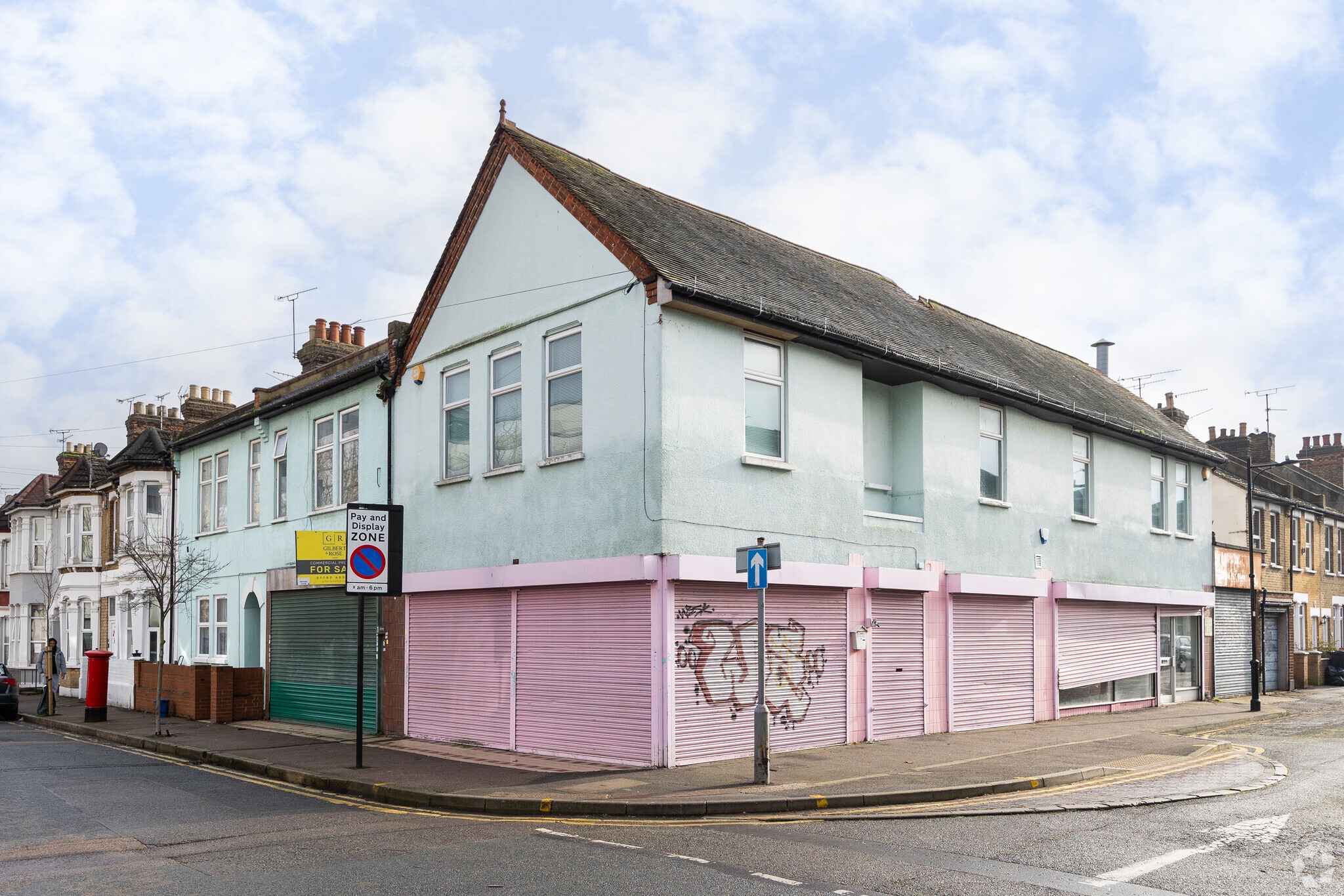 55-57 Queens Rd, Southend On Sea for sale Building Photo- Image 1 of 16