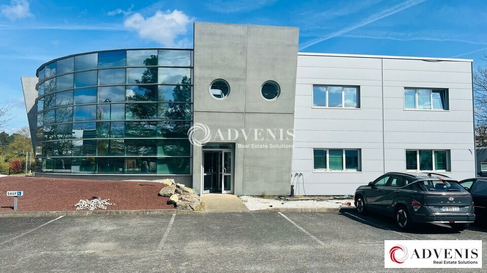 Office in Mérignac for lease - Building Photo - Image 2 of 7