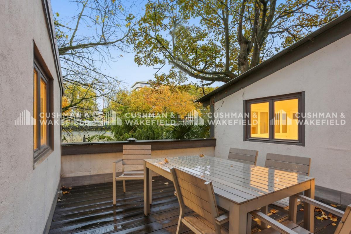 21 Boulevard Du Parc, Neuilly-sur-Seine à vendre Photo du bâtiment- Image 1 de 15