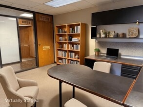 1703 E Skelly Dr, Tulsa, OK for lease Interior Photo- Image 2 of 10