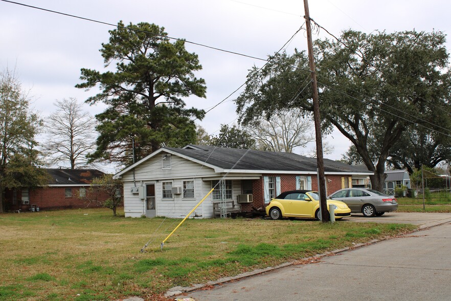 1137 Grand Caillou Rd, Houma, LA à vendre - Photo du bâtiment - Image 2 de 12