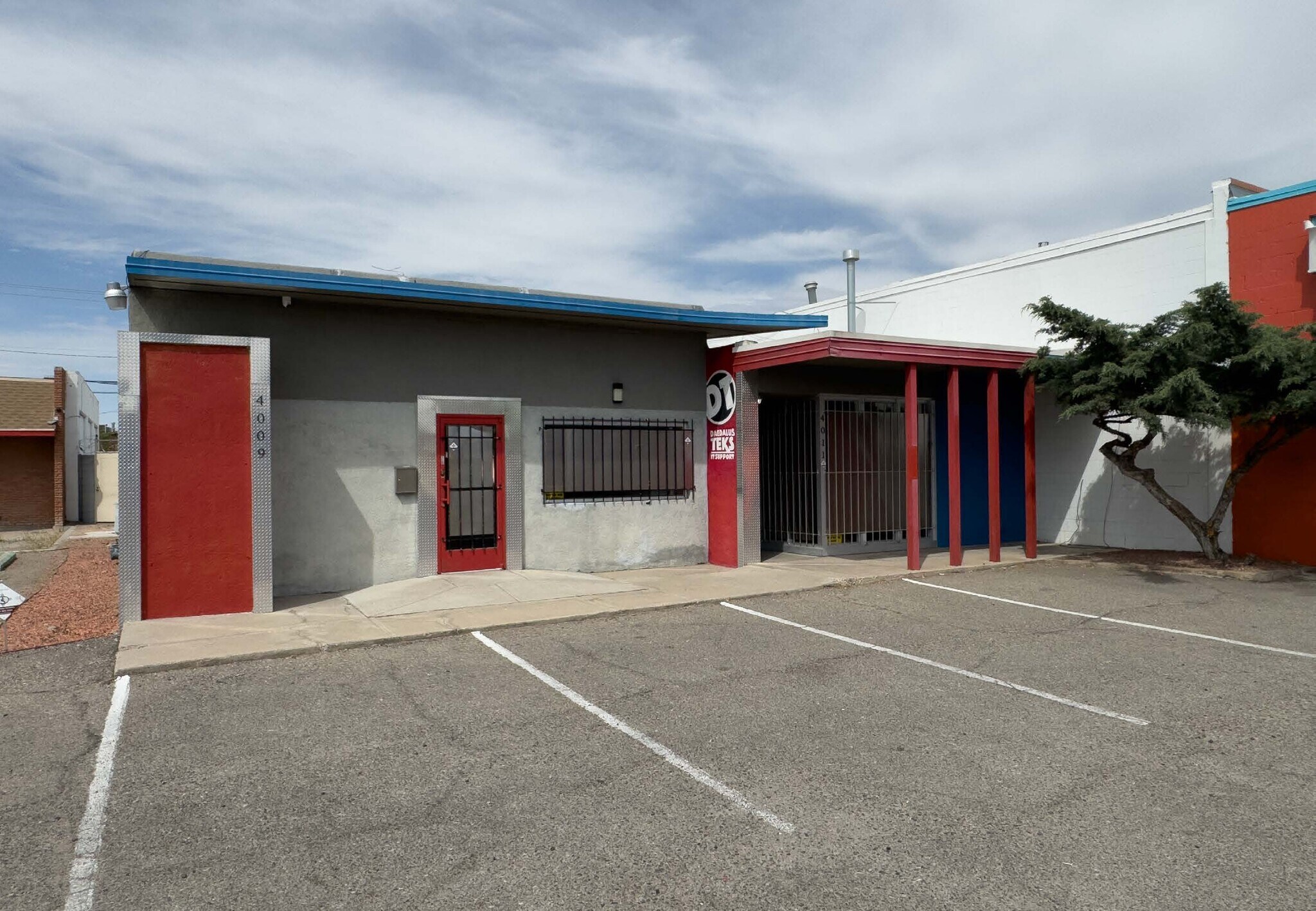 4009-4011 Menaul Blvd NE, Albuquerque, NM à louer Photo principale- Image 1 de 9