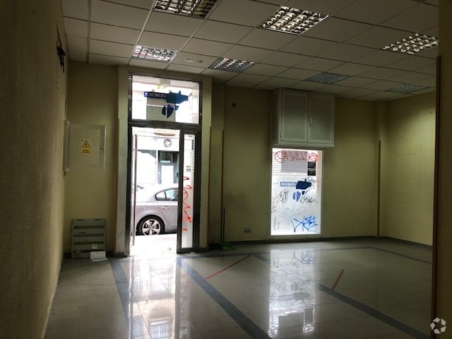 Commerce de détail dans Villaviciosa de Odón, Madrid à louer Photo intérieure- Image 1 de 12