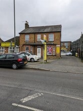 42a Feltham Rd, Ashford for lease Interior Photo- Image 1 of 2
