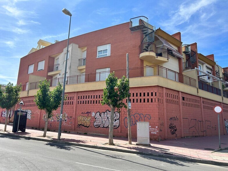 Commerce de détail dans Molina de Segura, Murcia à vendre - Photo du bâtiment - Image 2 de 13