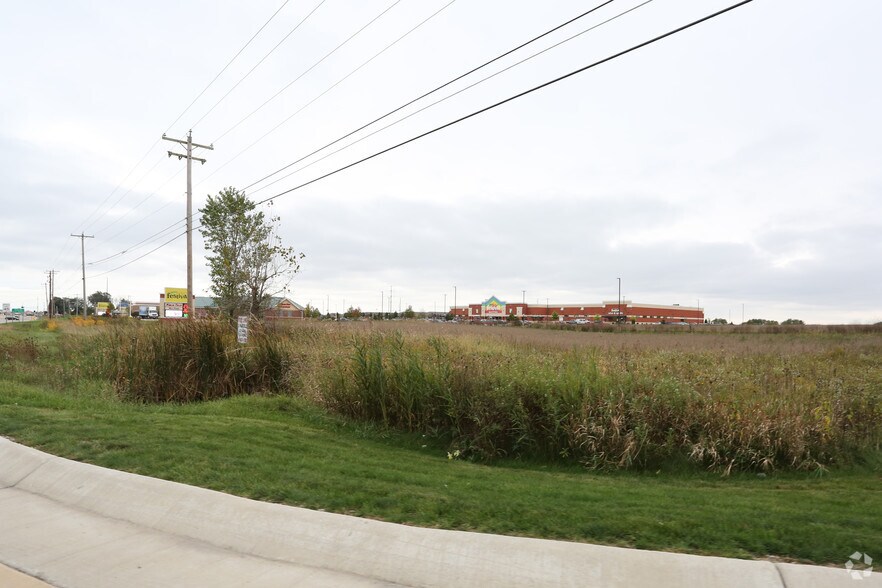 2900 Green Bay Rd, Kenosha, WI à vendre - Photo du bâtiment - Image 1 de 4