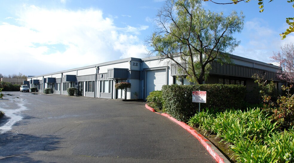 22 Commercial Blvd, Novato, CA à louer - Photo du bâtiment - Image 1 de 4