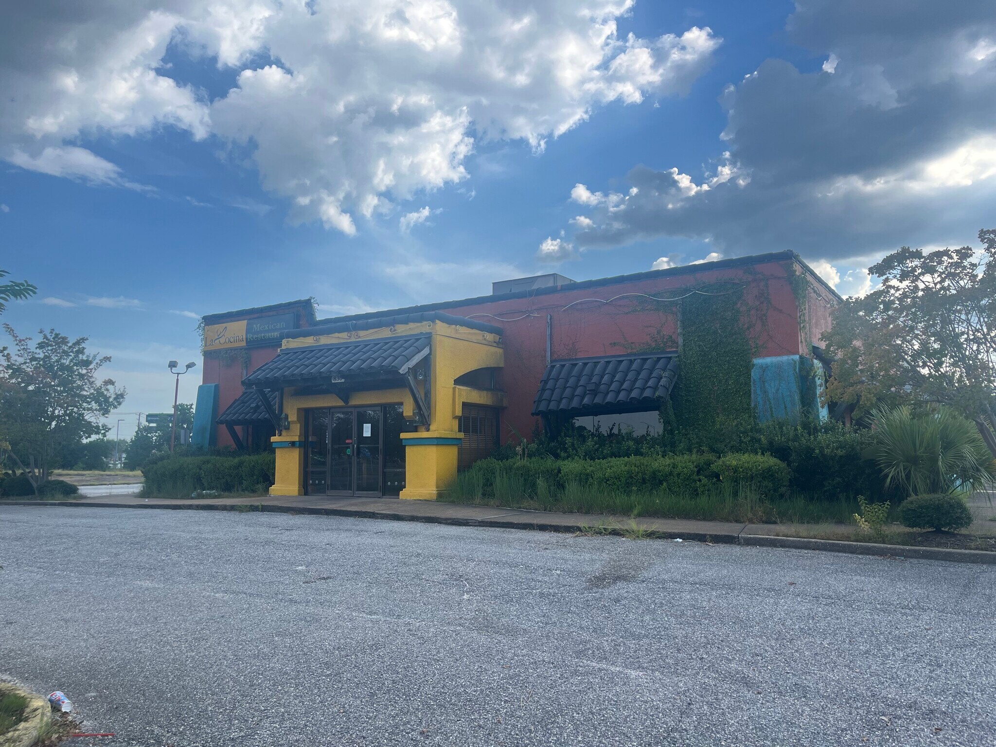 830 W I-65 Service Rd S, Mobile, AL for lease Interior Photo- Image 1 of 9