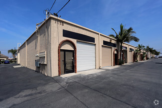 Plus de détails pour 1514-1516 E Edinger Ave, Santa Ana, CA - Industriel à louer