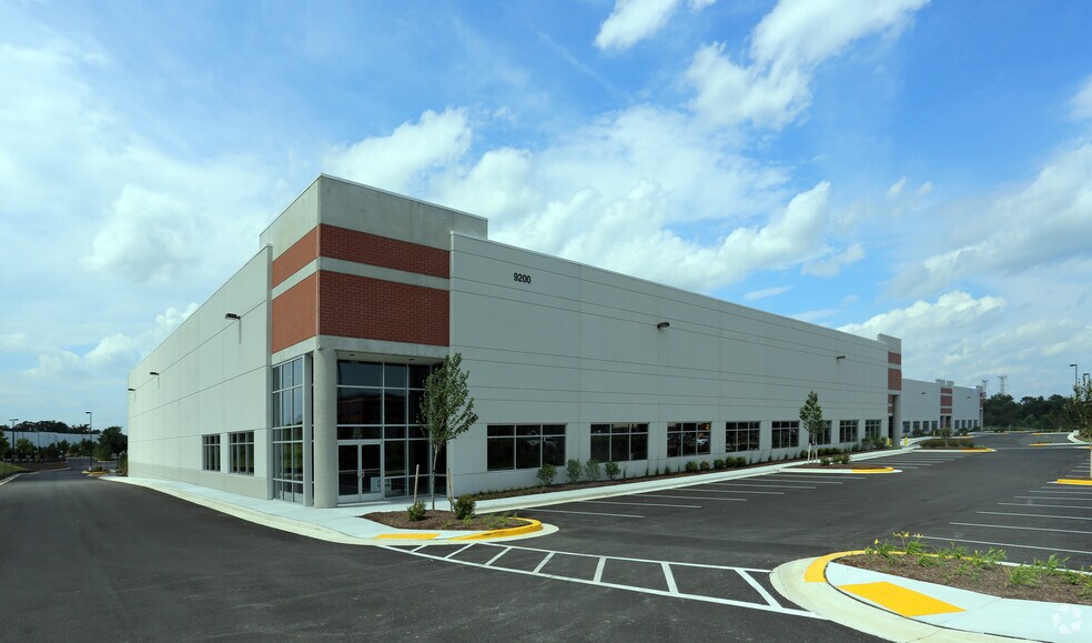 9200 Alaking Ct, Capitol Heights, MD à louer - Photo du bâtiment - Image 1 de 4