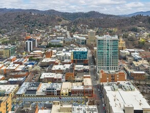 48 College St, Asheville, NC for lease Interior Photo- Image 2 of 22