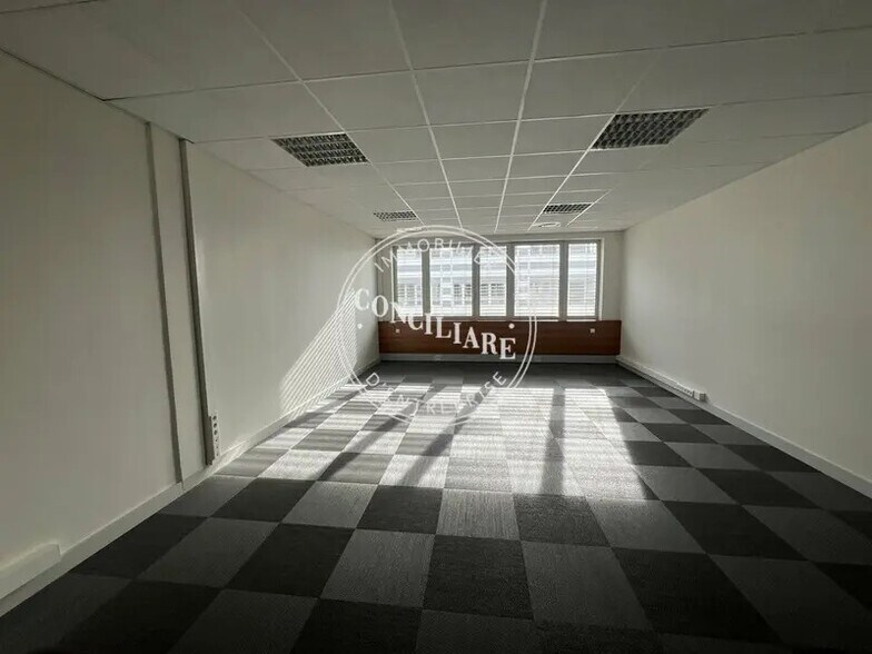 116 Route D'Espagne, Toulouse for sale - Interior Photo - Image 3 of 5