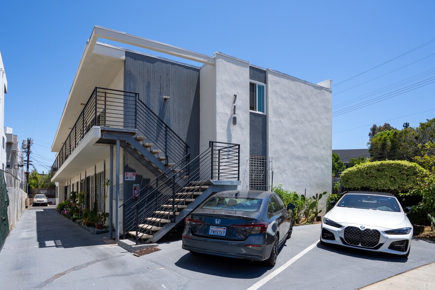 710 N Hudson Ave, Los Angeles, CA for sale - Building Photo - Image 3 of 14