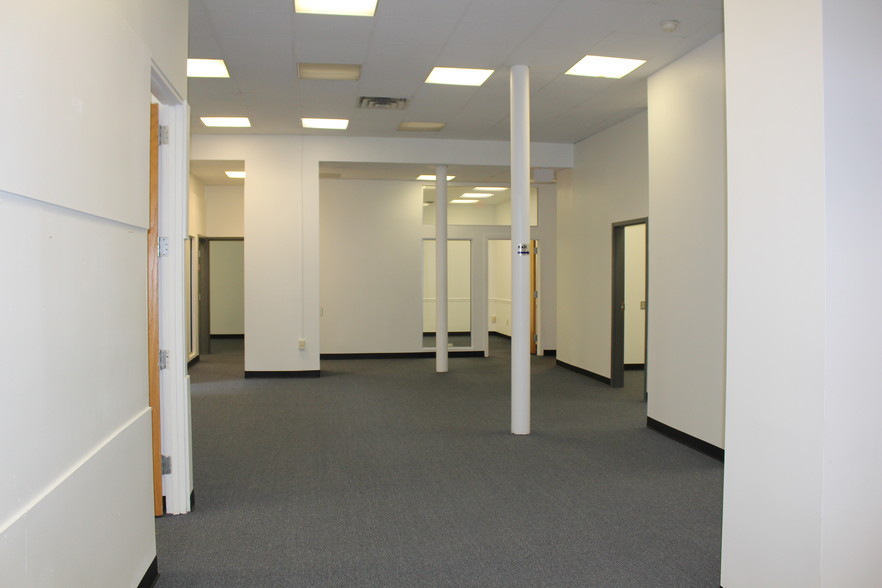 357 N Craig St, Pittsburgh, PA for lease - Interior Photo - Image 3 of 9