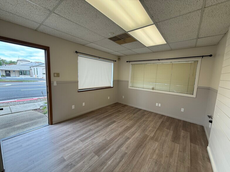 1975 Placer St, Redding, CA à vendre - Photo du bâtiment - Image 2 de 14