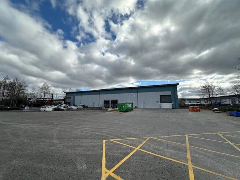 Barton Dock Rd, Manchester à louer - Photo du bâtiment - Image 3 de 10