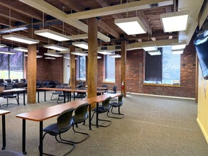 5231 Penn Ave, Pittsburgh, PA for lease Interior Photo- Image 2 of 8