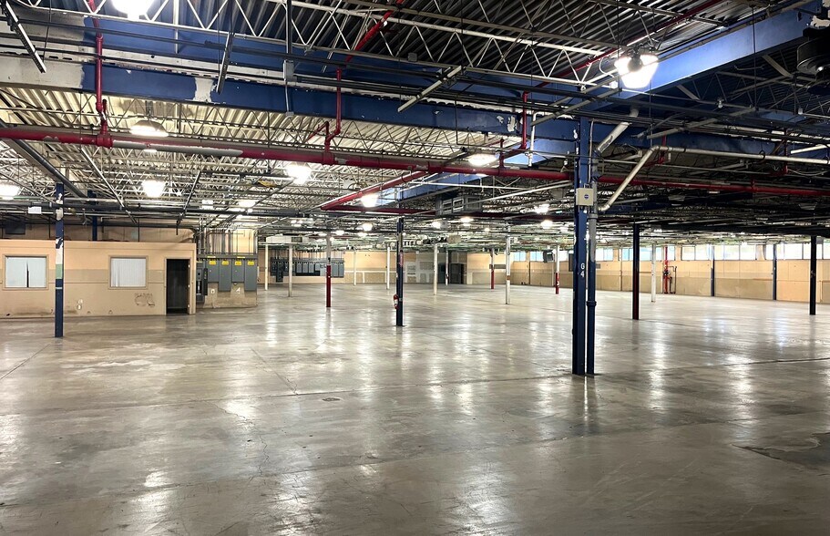 136 Shelding Dr, Delaware Water Gap, PA à louer - Photo du bâtiment - Image 3 de 14