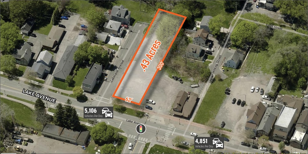 4653 Lake Ave, Rochester, NY à vendre - Photo du bâtiment - Image 2 de 5