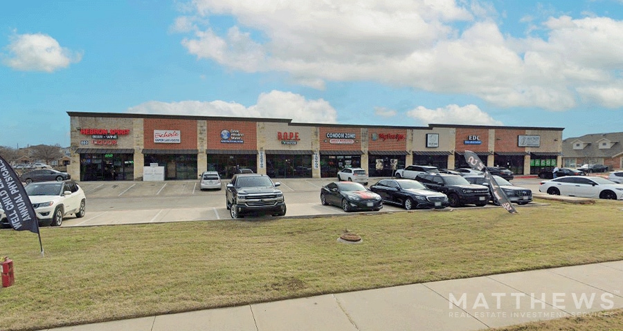 880 Hebron Pky, Lewisville, TX for lease Primary Photo- Image 1 of 10