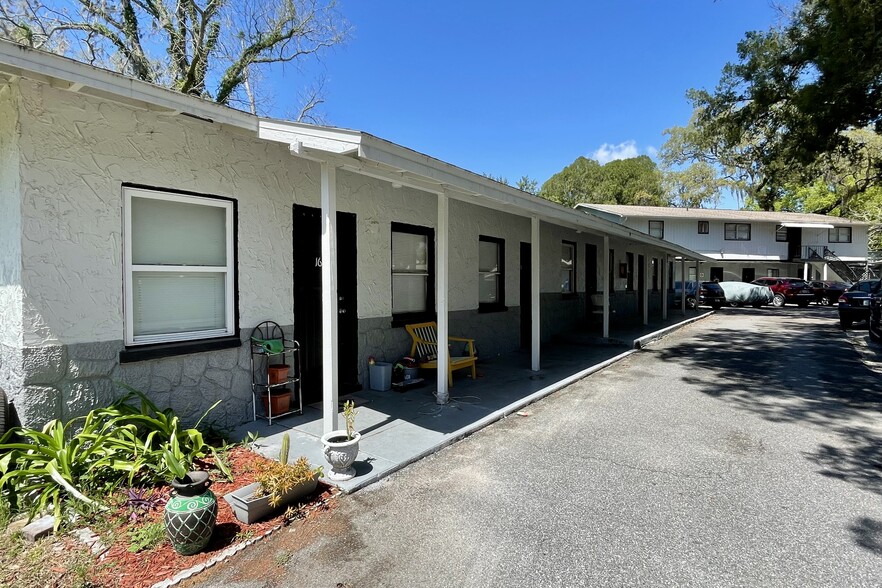 371 Broad St, Masaryktown, FL for sale - Building Photo - Image 1 of 6