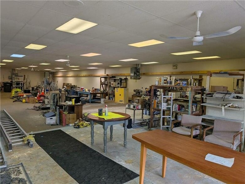 351-353 Fifth Ave, Troy, NY for lease - Interior Photo - Image 3 of 6