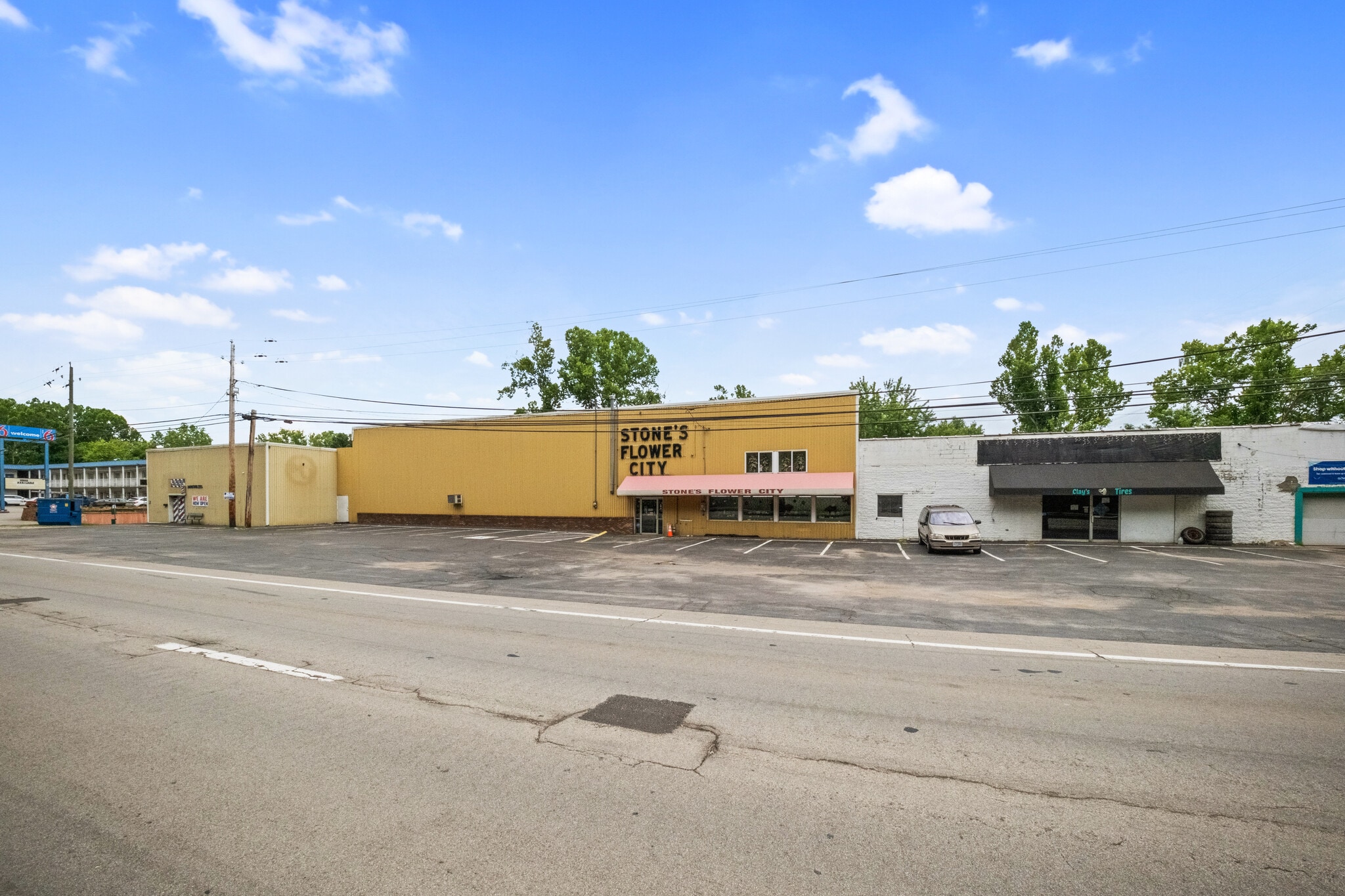 2515 U.S. Route 60 E, Huntington, WV for sale Building Photo- Image 1 of 9