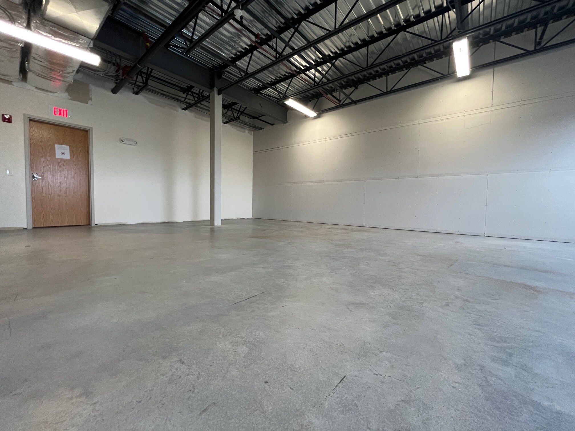 189-191 S Main St, Middleton, MA for lease Building Photo- Image 1 of 6