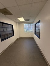 336 Encinitas Blvd, Encinitas, CA for lease Interior Photo- Image 2 of 4