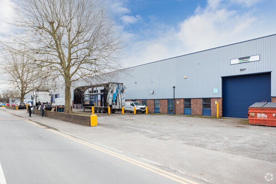 Eldon Way, Paddock Wood à louer - Photo du bâtiment - Image 3 de 6