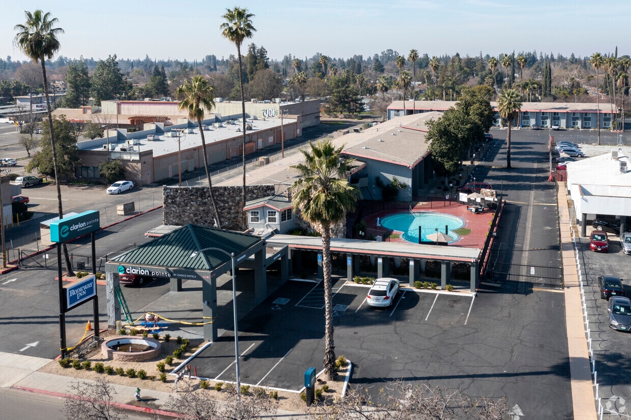 4061 N Blackstone Ave, Fresno, CA for sale Primary Photo- Image 1 of 1