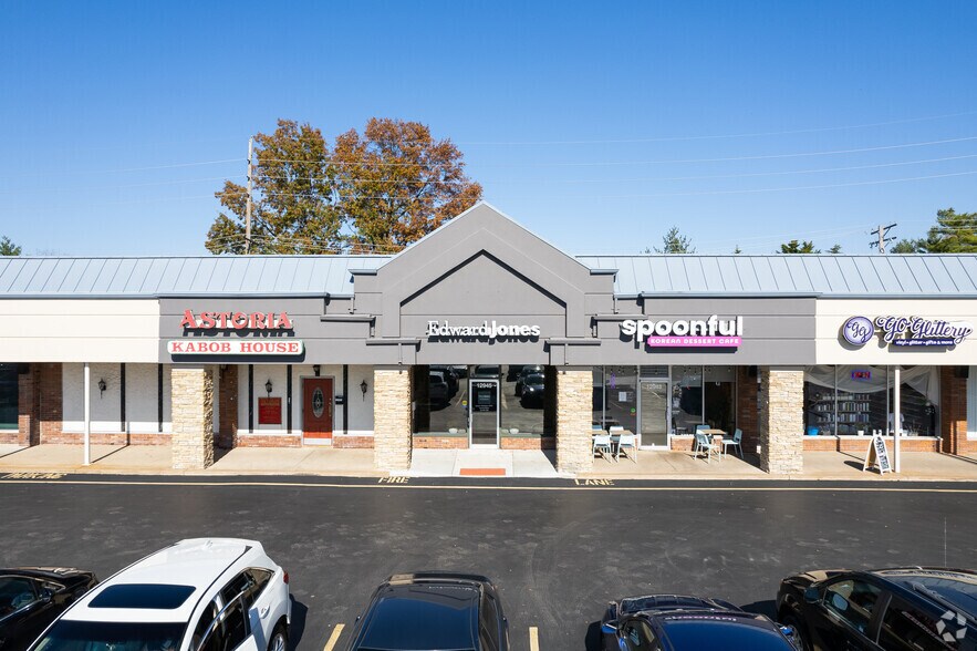 12915-13029 Olive Blvd, Creve Coeur, MO à louer - Photo du bâtiment - Image 3 de 9