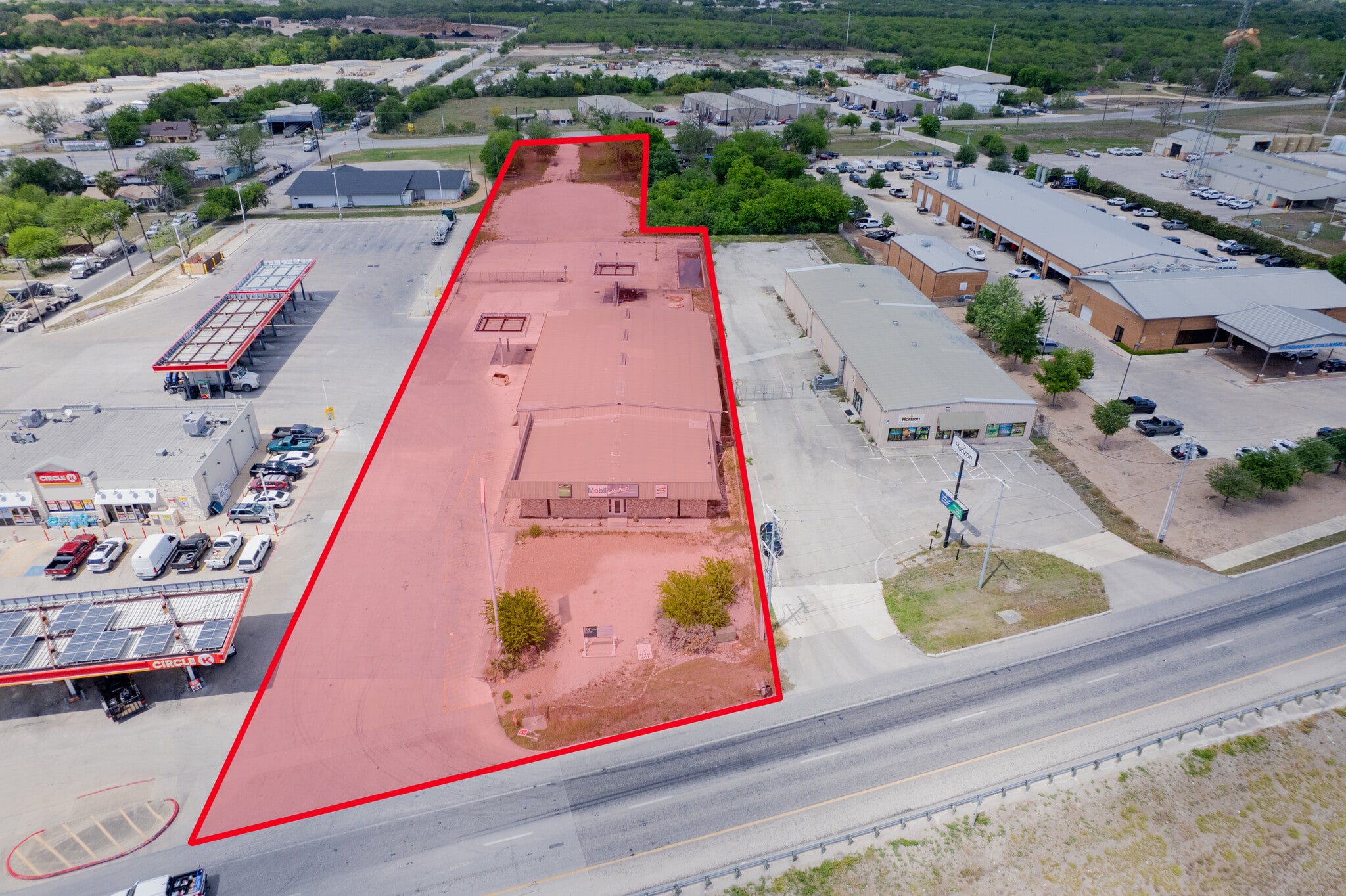 4320 S Interstate 35, New Braunfels, TX for lease Interior Photo- Image 1 of 8