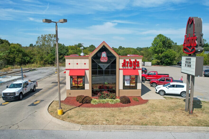 1339 US Highway 68 S, Maysville, KY à vendre - Photo du bâtiment - Image 2 de 2