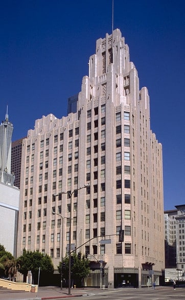 411 W 5th St, Los Angeles, CA à louer - Photo du bâtiment - Image 2 de 41